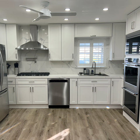 White Shaker 10 x 10 Kitchen Combo