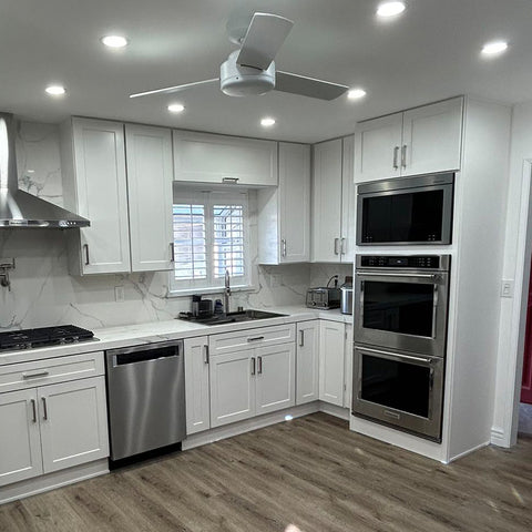 White Shaker 10 x 10 Kitchen Combo